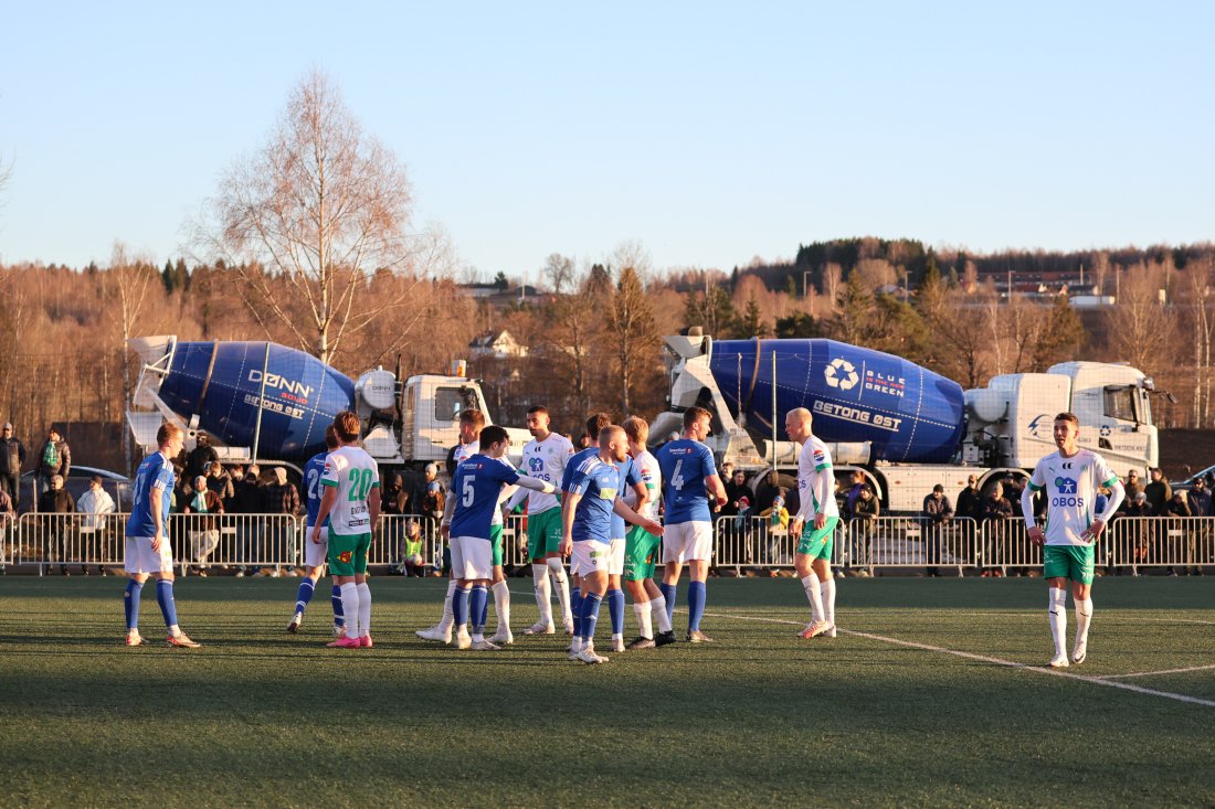 Betong Øst er en viktig lokal aktør, og er også viktig for flere lokale klubber. Dette bildet er fra cupkampen mot Ridabu tidligere i vår.