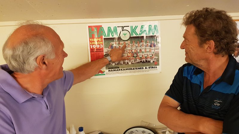LAGBILDE: I denne HamKam-troppen fra 1993 var både Audun Garshol og Vidar Furulund med som fysioterapeuter. FOTO: Mattis Røhne