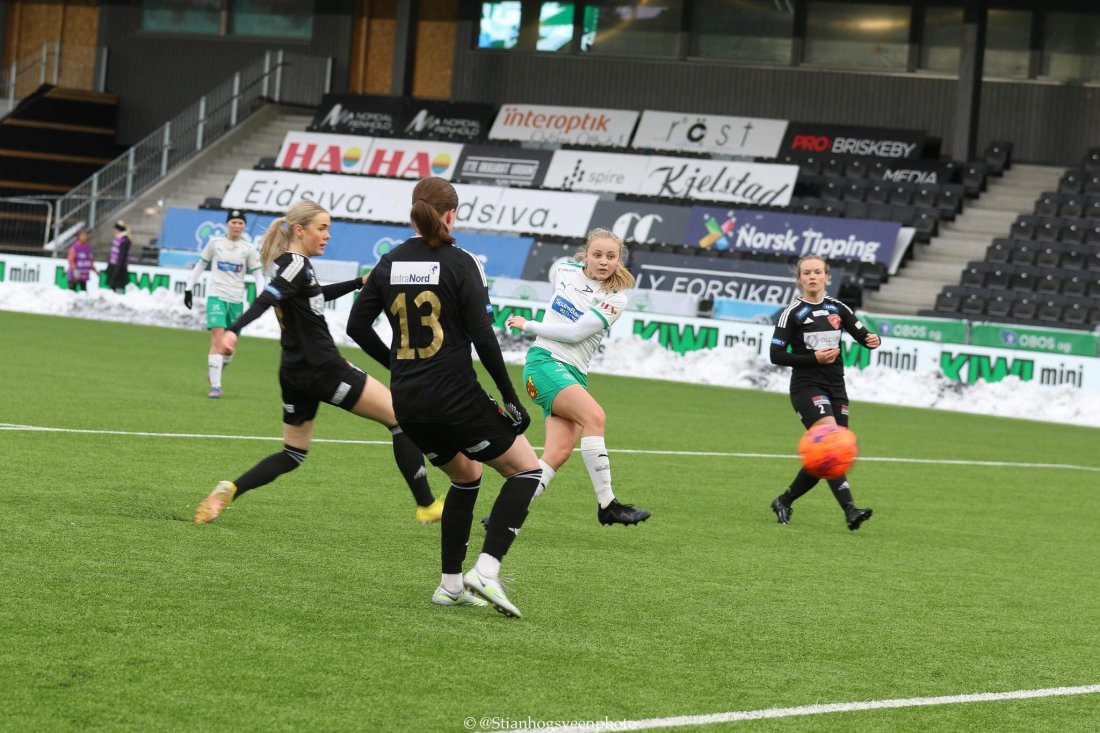 Marie Nordbye scorer mot Porsanger.jpg