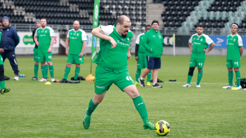 Younes fant veien til nettmaskene
