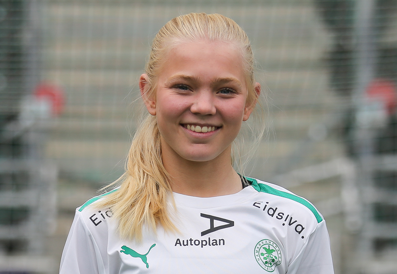 Linnea Holmsveen Moen